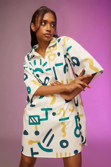 Shop So Us By Sougatpaul White Cotton Collared Laid Back Printed Boxy Dress Online at Aza Fashions Shop_So Us By Sougatpaul_White Cotton Collared Laid Back Printed Boxy Dress _Online_at_Aza_Fashions