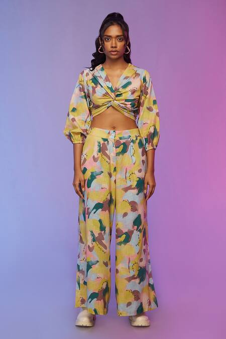 So Us By Sougatpaul_Multi Color Cotton V-neck Beach Escape Printed Top And Pant Set _Online_at_Aza_Fashions