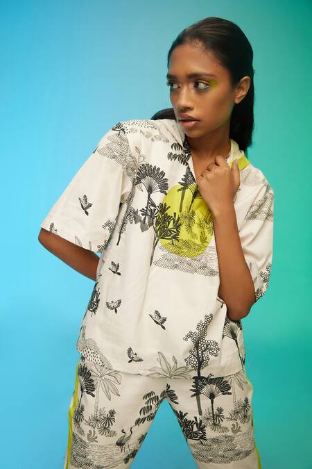 So Us By Sougatpaul_Off White Cotton V-neck Morden Mood Printed Top And Pant Set _at_Aza_Fashions