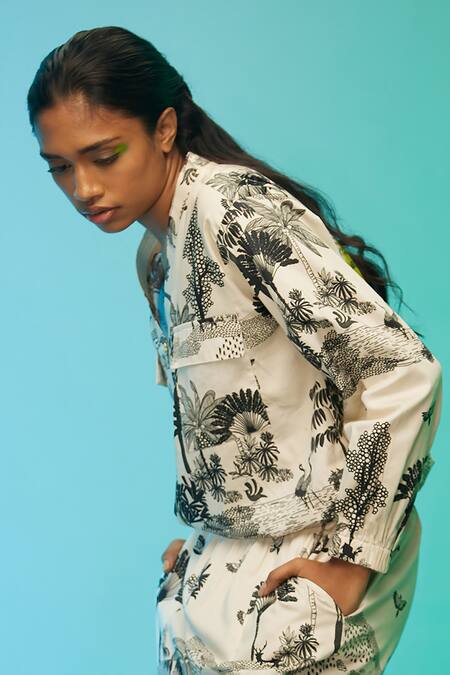 So Us By Sougatpaul_Off White Cotton V-neck Exotic Adventure Print Shirt And Pant Set _at_Aza_Fashions