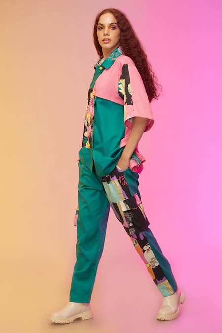 Buy_So Us By Sougatpaul_Green Satin Sequins, Embroidery Collared Cityscape Print And Work Set _Online_at_Aza_Fashions