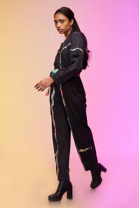 Buy_So Us By Sougatpaul_Black Satin Collared City Art Print Panelled Jumpsuit _Online_at_Aza_Fashions
