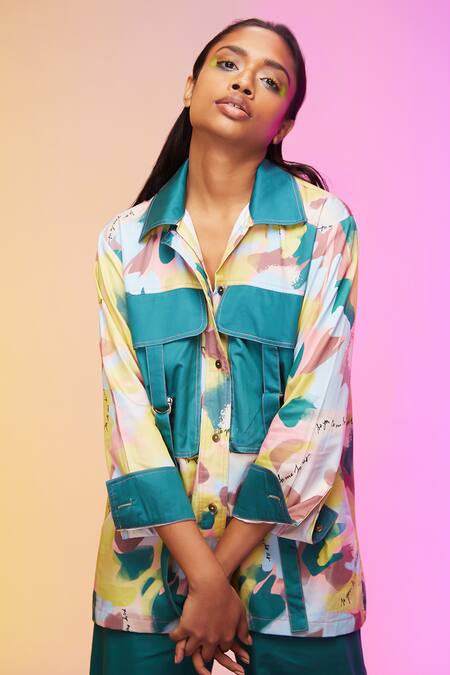 Shop So Us By Sougatpaul Multi Color Cotton Buckles V-neck City Chic Print Shirt And Pant Set Online at Aza Fashions Shop_So Us By Sougatpaul_Multi Color Cotton Buckles V-neck City Chic Print Shirt And Pant Set _Online_at_Aza_Fashions