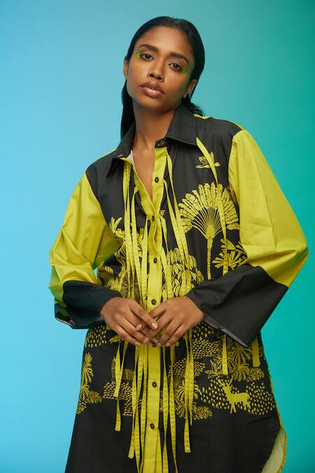 So Us By Sougatpaul Black Cotton Fringe Collared Coastal Vibe Print Dress at Aza Fashions So Us By Sougatpaul_Black Cotton Fringe Collared Coastal Vibe Print Dress _at_Aza_Fashions