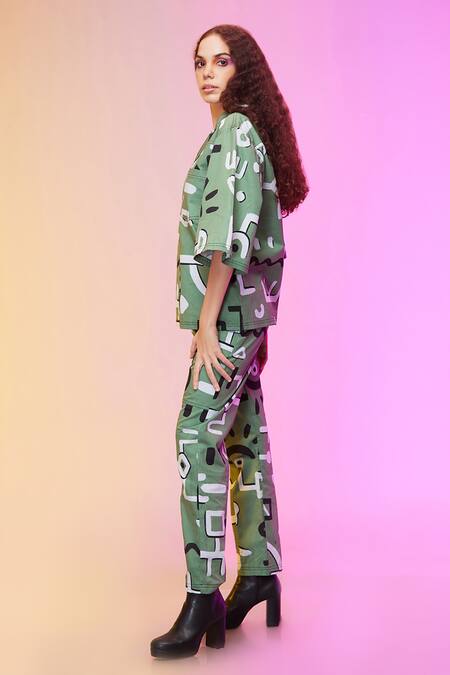 Buy_So Us By Sougatpaul_Green Cotton Collared Stroke Print Shirt And Pant Set _Online_at_Aza_Fashions