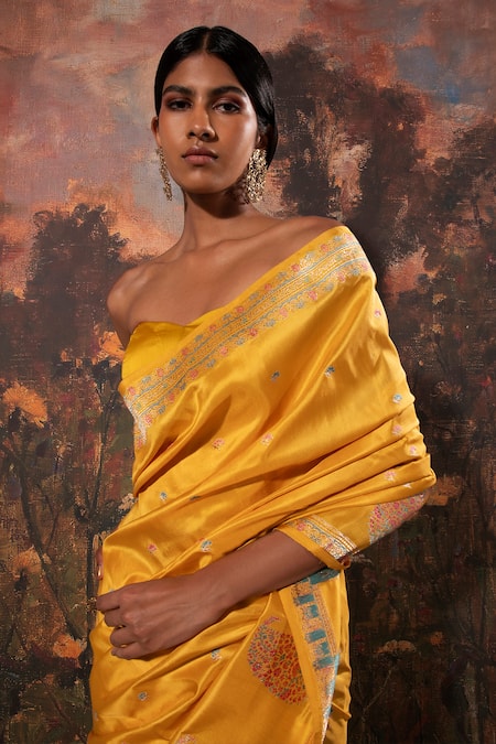 Shop_Ekaya Banaras_Yellow Silk Embroidery Handwoven Banarasi Saree With Unstitched Blouse Fabric _at_Aza_Fashions