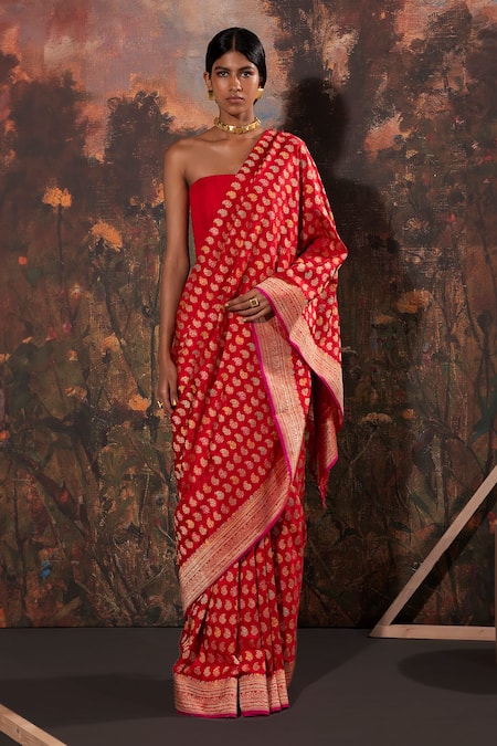 Ekaya Red Silk Banarasi Kadhwa Handwoven Saree With Unstitched Blouse Piece  