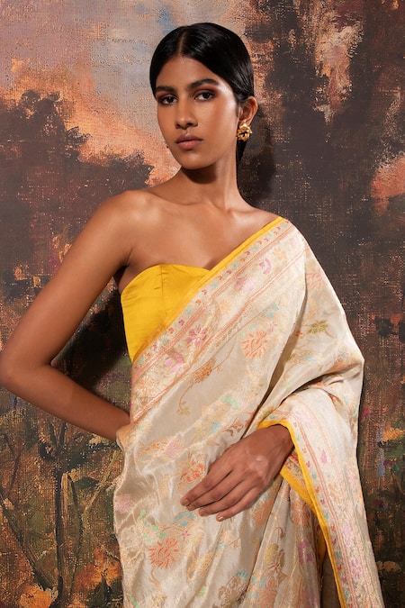 Ekaya Banaras_Green Tissue Floral Motifs Handwoven Saree With Unstitched Blouse Fabric _Online_at_Aza_Fashions