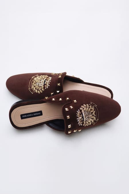 Shradha Hedau Footwear Couture Brown Oliver Floral Embroidered Loafers Online at Aza Fashions Shradha Hedau Footwear Couture_Brown Oliver Floral Embroidered Loafers _Online_at_Aza_Fashions