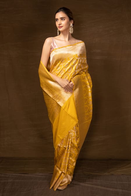 Vishwa By Pinki Sinha_Yellow Silk Mughal Pattern Banarasi Handwoven Saree With Running Blouse_Online_at_Aza_Fashions