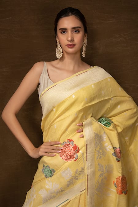Buy_Vishwa By Pinki Sinha_Yellow Muslin Kalamkari Patterns Banarasi Handwoven Saree With Running Blouse_Online_at_Aza_Fashions
