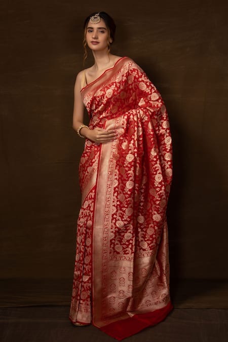 Pinki Sinha Banarasi Handwoven Saree With Running Blouse 