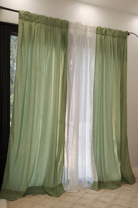 Throwpillow Green Polyester Printed Leaves Curtains - Set Of 2