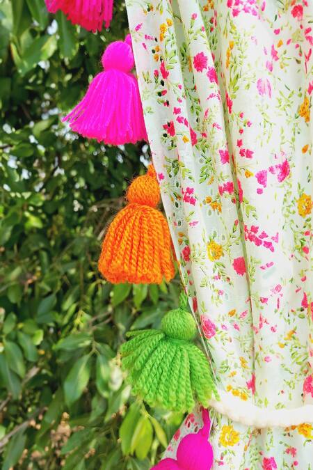 Buy_Throwpillow_Cream Polyester Printed Flower Curtains - Set Of 2