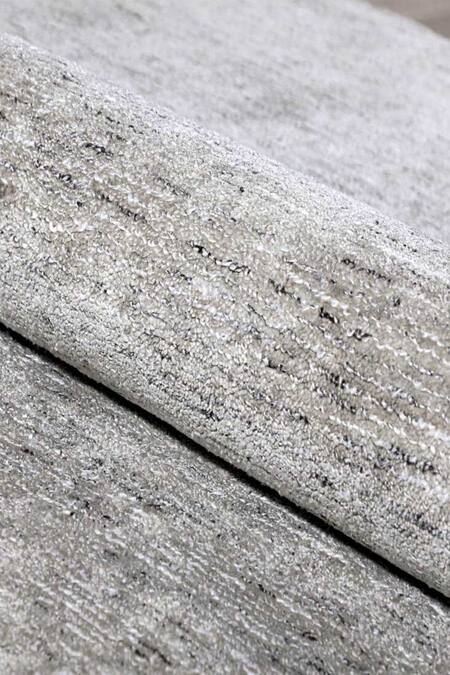 Kaleen India_Off White 40% Wool, 60% Viscose Hand Woven Ambient Square Shaped Abstract Rug_at_Aza_Fashions