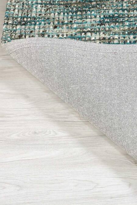 Shop Kaleen India Blue 100% Wool Handwoven Checkered Pattern Torquoise Round Rug at Aza Fashions Shop_Kaleen India_Blue 100% Wool Handwoven Checkered Pattern Torquoise Round Rug_at_Aza_Fashions