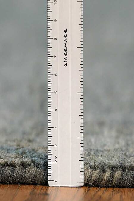 Shop Kaleen India Grey 100% Wool Hand Tufted Abstract Pattern Carbon Oval Rug Shop_Kaleen India_Grey 100% Wool Hand Tufted Abstract Pattern Carbon Oval Rug