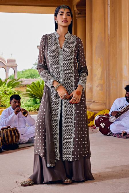 Buy_Amitabh Malhotra_Green Georgette Embroidery Luneville Mandarin Collar Kurta Set  _Online_at_Aza_Fashions