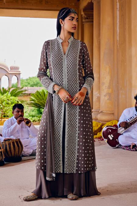 Shop_Amitabh Malhotra_Green Georgette Embroidery Luneville Mandarin Collar Kurta Set  _Online_at_Aza_Fashions