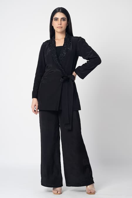 LABEL SHRISTI CHETANI Black Crepe Hand Embroidered Cutdana Lapel Collar Urooj Blazer Set 