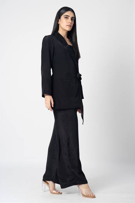 Buy_Label Shristi Chetani_Black Crepe Embroidery, Cut Work Urooj Collar Blazer Set _Online_at_Aza_Fashions