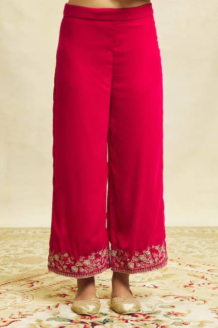 Shop Aariyana Couture Fuchsia Velvet, Organza Embroidery V-neck Anarkali Pant Set Shop_Aariyana Couture_Fuchsia Velvet, Organza Embroidery V-neck Anarkali Pant Set