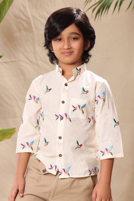 Shop Littlecheer Off White Cotton Embroidery Bird Shirt And Pant Set Online at Aza Fashions Shop_Littlecheer_Off White Cotton Embroidery Bird Shirt And Pant Set _Online_at_Aza_Fashions