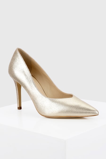 OROH Gold Plain Carnelian Metallic Pumps 