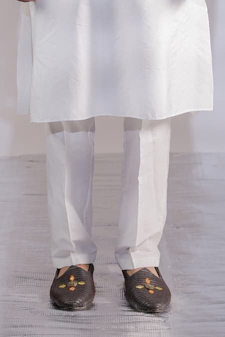 Shop_Jubinav Chadha_Red Cotton, Silk, Crepe Embroidery Bandhani Print Nehru Jacket And Kurta Set _Online_at_Aza_Fashions