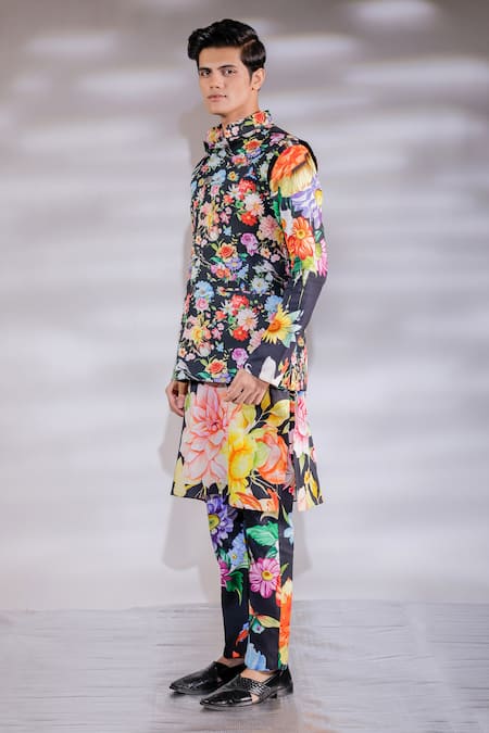 Jubinav Chadha_Black Cotton, Crepe Floral Print Bundi And Kurta Set _Online_at_Aza_Fashions