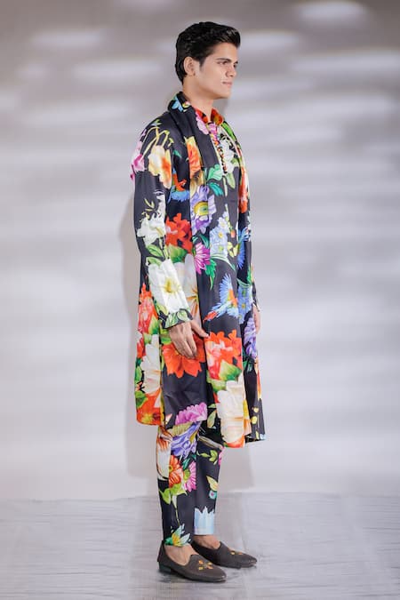 Jubinav Chadha_Black Cotton, Crepe Floral Print Kurta Set _Online_at_Aza_Fashions