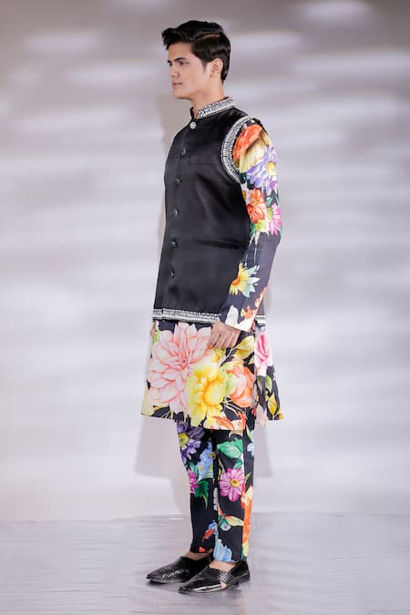 Jubinav Chadha Black Cotton, Silk Pearls Floral Embroidered Bundi And Kurta Set Online at Aza Fashions Jubinav Chadha_Black Cotton, Silk Pearls Floral Embroidered Bundi And Kurta Set _Online_at_Aza_Fashions