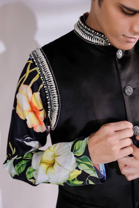 Buy Jubinav Chadha Black Cotton, Silk Pearls Floral Embroidered Bundi And Kurta Set Online at Aza Fashions Buy_Jubinav Chadha_Black Cotton, Silk Pearls Floral Embroidered Bundi And Kurta Set _Online_at_Aza_Fashions