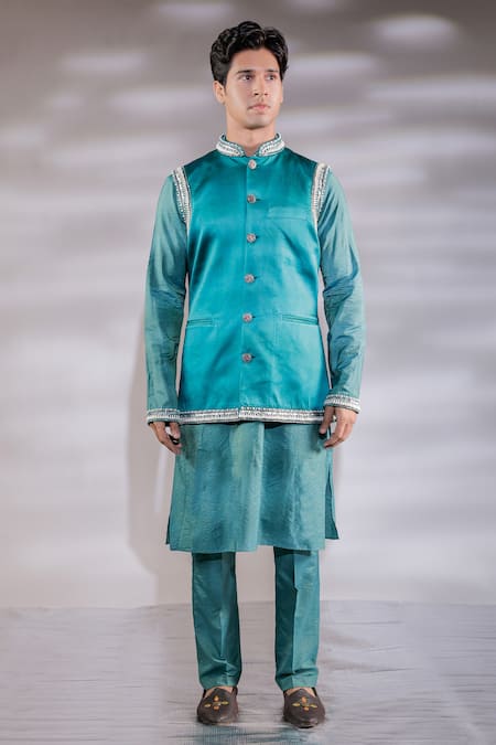 Jubinav Chadha Embroidered Bundi & Kurta Set 