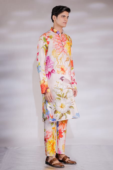 Jubinav Chadha_Pink Cotton, Silk Embroidery Printed Kurta Pyjama Set _Online_at_Aza_Fashions