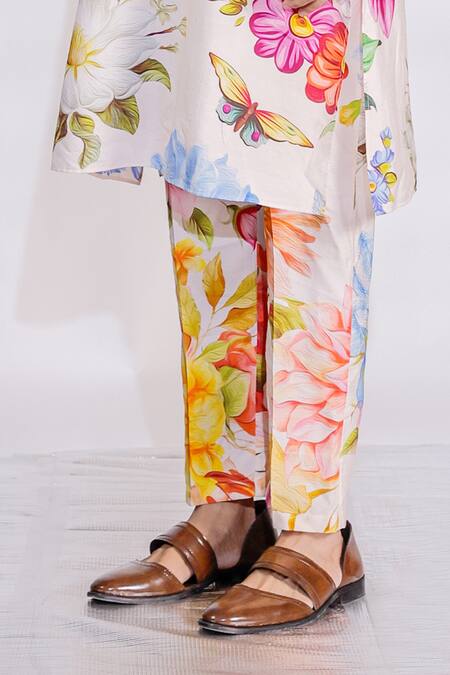 Buy_Jubinav Chadha_Pink Cotton, Silk Embroidery Printed Kurta Pyjama Set _Online_at_Aza_Fashions