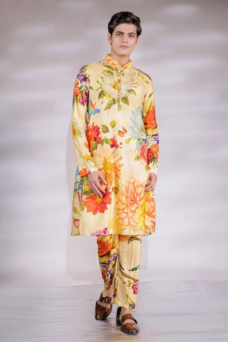 Jubinav Chadha Floral Print Straight Kurta Pyjama Set 