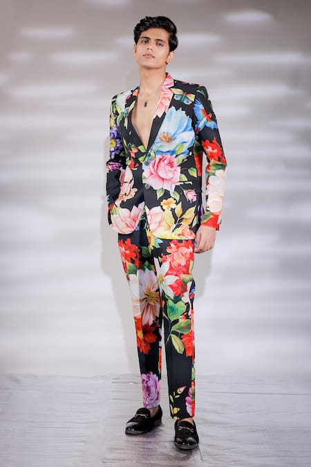 Shop Jubinav Chadha Black Crepe Embroidery Floral Print Blazer And Pant Set at Aza Fashions Shop_Jubinav Chadha_Black Crepe Embroidery Floral Print Blazer And Pant Set _at_Aza_Fashions