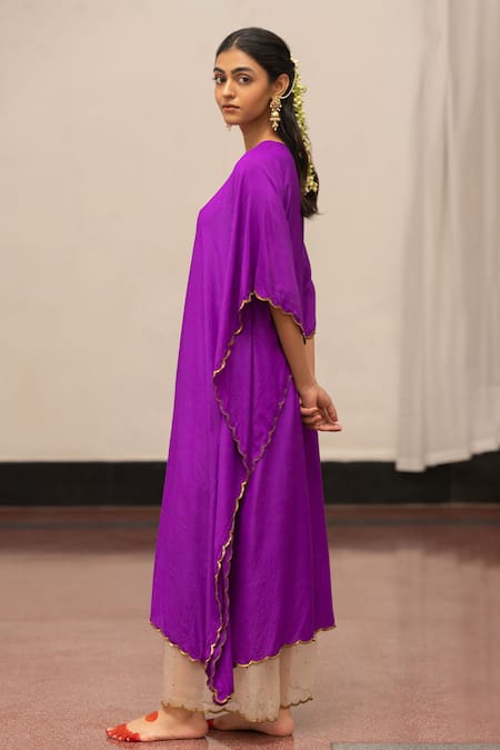 Mimamsaa_Purple Maheshwari, Organza V-neck Resham Embroidered Kaftan And Pant Set _Online_at_Aza_Fashions