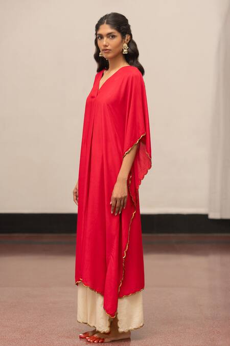 Mimamsaa_Red Maheshwari, Organza V-neck Varuna Kaftan And Pant Set _Online_at_Aza_Fashions