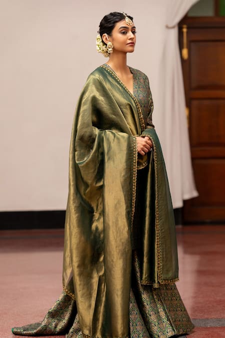 Shop_Mimamsaa_Green Tissue Silk Placement Embroidery Floral Diti Border Dupatta  _at_Aza_Fashions