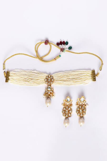 Buy_Samyukta Singhania_White Beads, Stones Embellished Choker Necklace Set