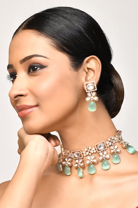 Samyukta Singhania Stones & Beads Embellished Choker Necklace Set 