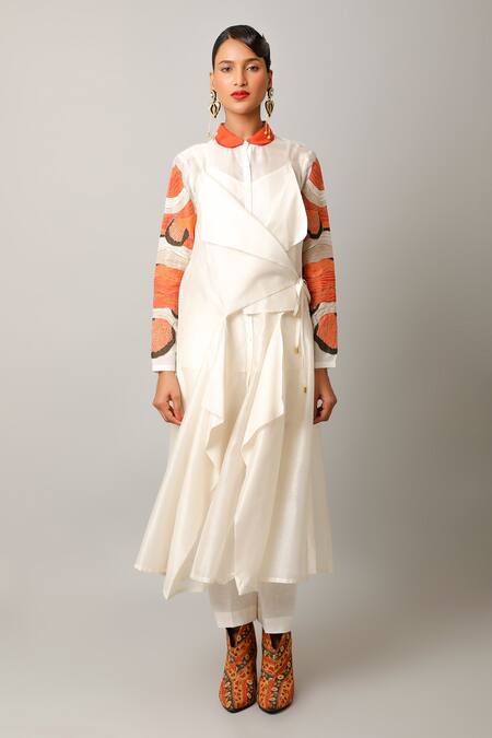 Jajaabor Ivory Silk Chanderi Embroidered Motif Peter Pan Collar Draped Fish Shirt Set Online at Aza Fashions Jajaabor_Ivory Silk Chanderi Embroidered Motif Peter Pan Collar Draped Fish Shirt Set _Online_at_Aza_Fashions