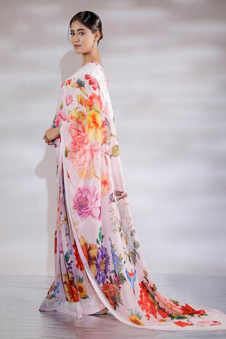 Jubinav Chadha_Pink Crepe, Georgette Embroidery V-neck Garden Print Saree Set _Online_at_Aza_Fashions