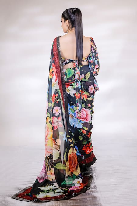 Shop Jubinav Chadha Black Georgette Embroidery Sweetheart Neck Blossom Garden Print Saree Set at Aza Fashions Shop_Jubinav Chadha_Black Georgette Embroidery Sweetheart Neck Blossom Garden Print Saree Set _at_Aza_Fashions