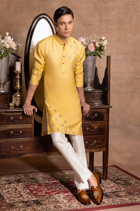 Amrit Dawani Yellow Cotton Silk Hand Embroidery Floral Kurta With Pant