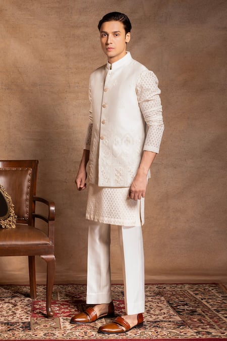 Amrit Dawani Ivory Bundi And Trouser Cotton Silk Embroidered Floral & Kurta Set 