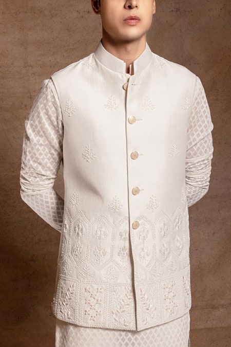 Amrit Dawani Ivory Cotton, , Chanderi Embroidery Floral Bundi And Kurta Set Online at Aza Fashions Amrit Dawani_Ivory Cotton, , Chanderi Embroidery Floral Bundi And Kurta Set _Online_at_Aza_Fashions