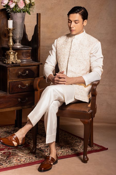 Buy_Amrit Dawani_Ivory Cotton, , Chanderi Embroidery, Beads Floral Bundi And Kurta Set _Online_at_Aza_Fashions